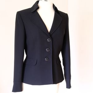 Tahari black blazer